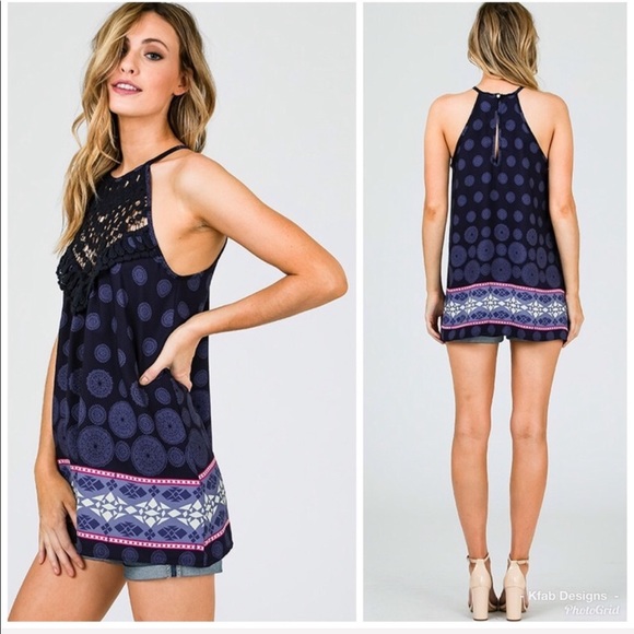 💗LAST 1! Navy Crochet/Lace Detail Printed Top! - Picture 3 of 3